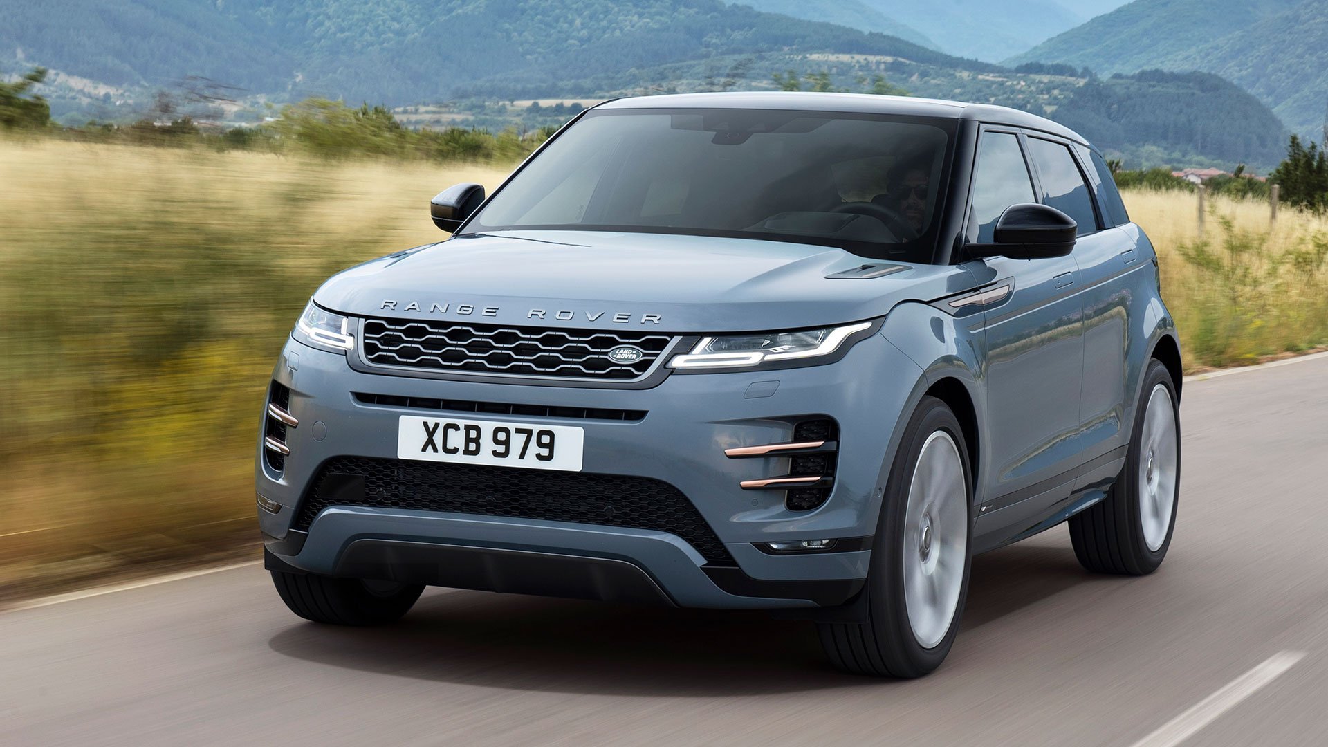 Electric Range Rover Evoque Autotrader All-new Range Rover Evoque revealed | Auto Trader UK